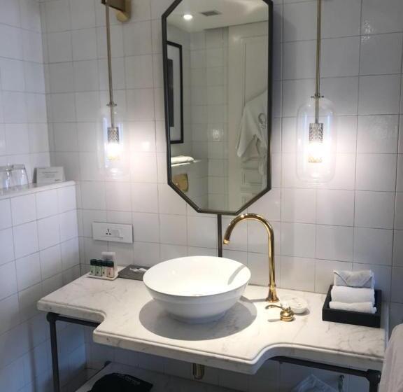 سوییت جونیور, Radisson Hotel Shimla