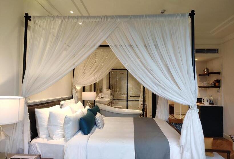 سوییت, Radisson Hotel Shimla