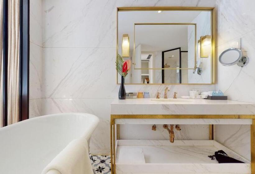 سوییت, Radisson Hotel Shimla