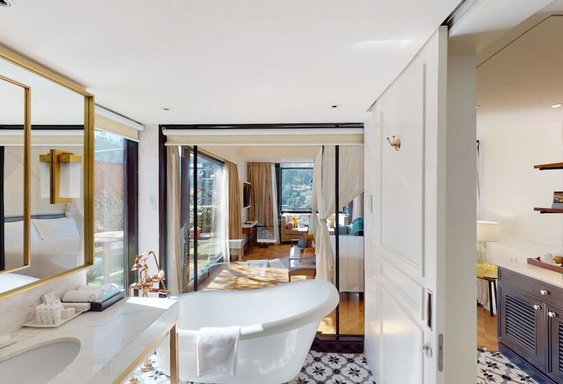 سوییت, Radisson Hotel Shimla