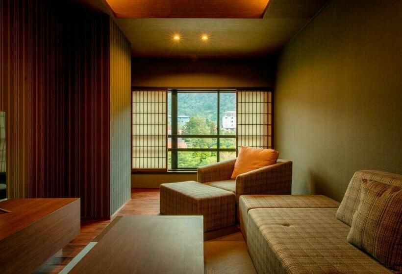 غرفة قياسية, Unzen Fukudaya