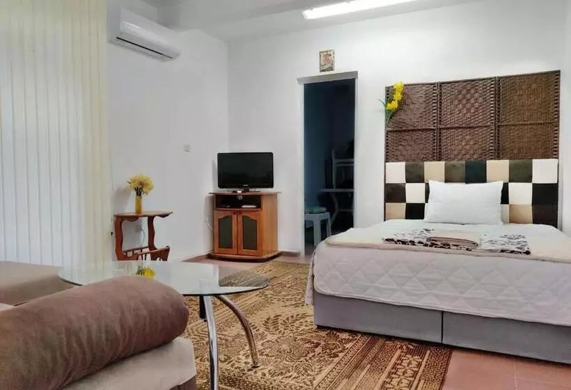 Standard Studio, Hello Sofia Guesthouse