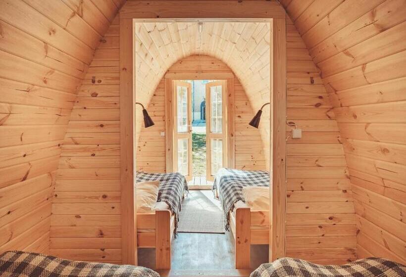 ویلای استاندارد با چشمانداز باغ, Downtown Forest Hostel & Camping