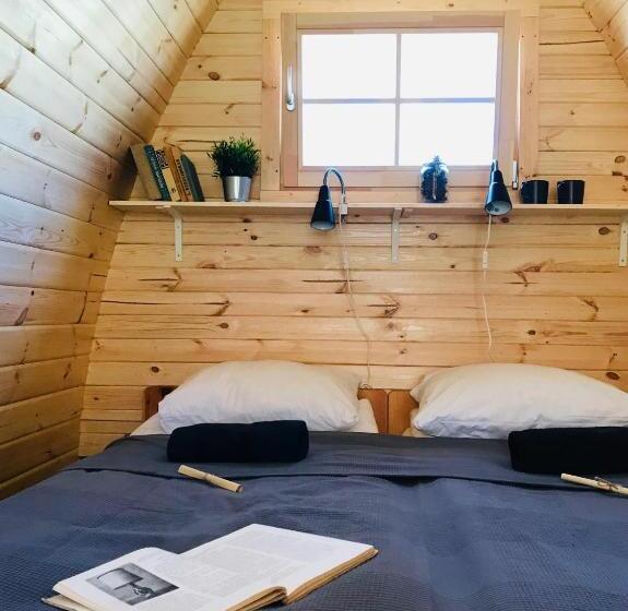 ویلای استاندارد با چشمانداز باغ, Downtown Forest Hostel & Camping