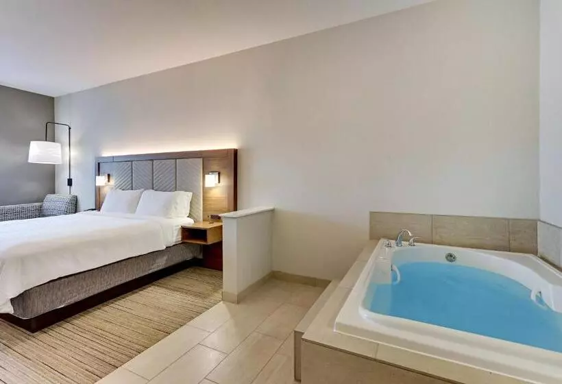 キングサイズベッドのスタンダードルーム, Holiday Inn Express Hotel And Suites Weatherford, An Ihg