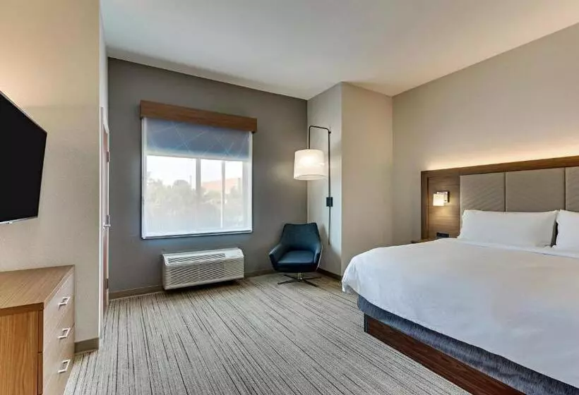 スイート（家族用）, Holiday Inn Express Hotel And Suites Weatherford, An Ihg