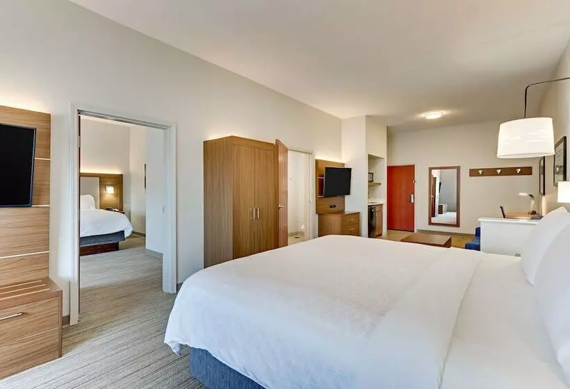 身障者適用スイートルーム, Holiday Inn Express Hotel And Suites Weatherford, An Ihg