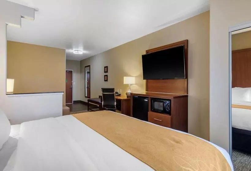 スイート, Comfort Suites Marshall