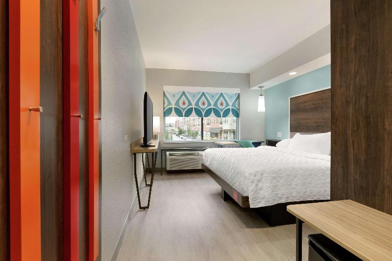 חדר סטנדרט עם מיטת קינג, Holiday Inn Express Hotel And Suites Weatherford, An Ihg