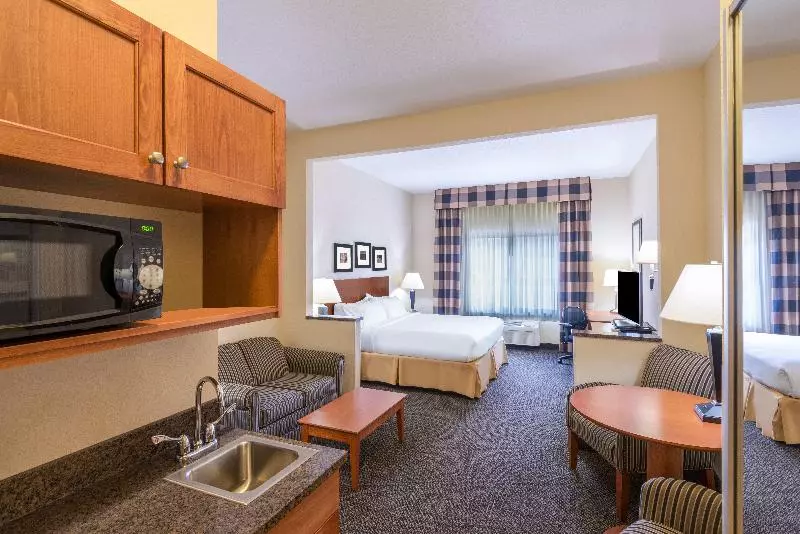 キングサイズベッドのスイートルーム, Holiday Inn Express Hotel Vernal, An Ihg