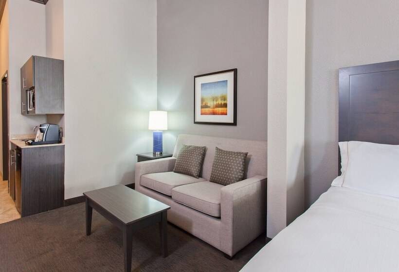 스위트, Holiday Inn Express & Suites Wharton, An Ihg