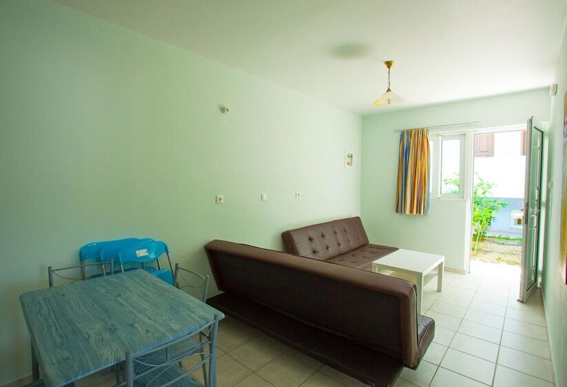 ファミリールーム, Kos Bay