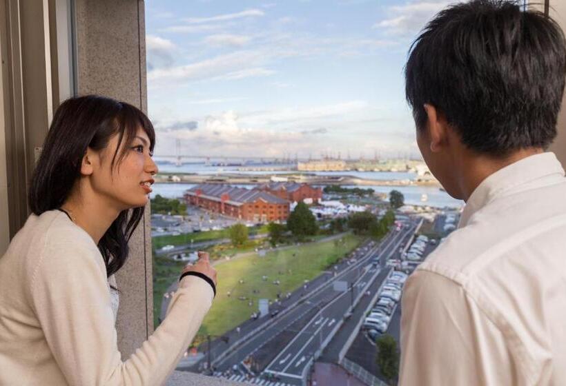 ダブルベッドのベーシックルーム, Navios Yokohama