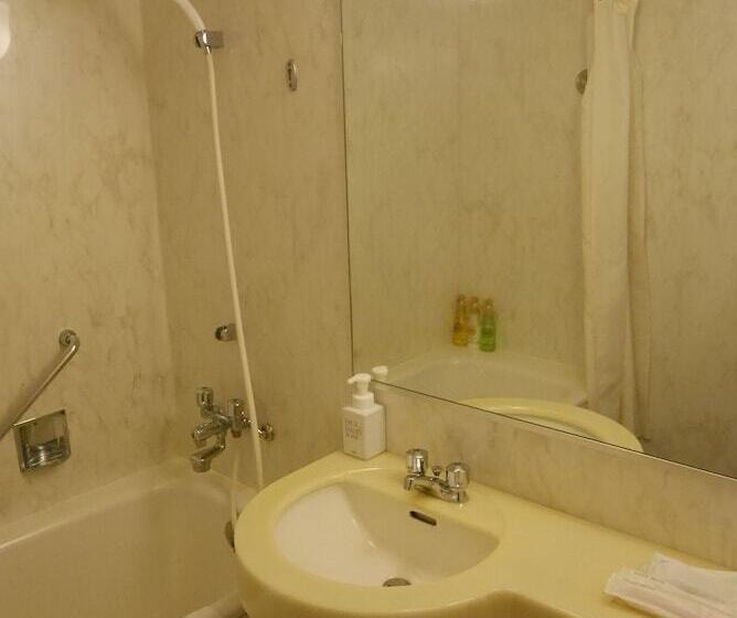 デラックスルーム, Navios Yokohama