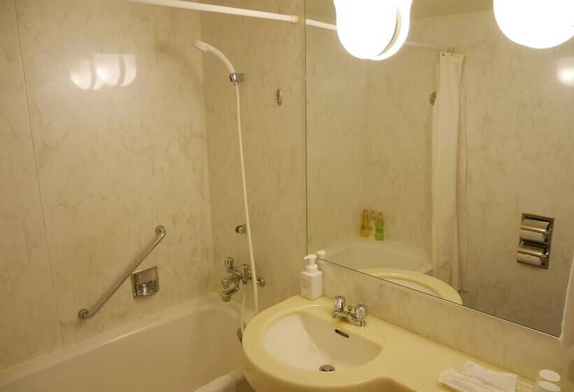 デラックスルーム, Navios Yokohama