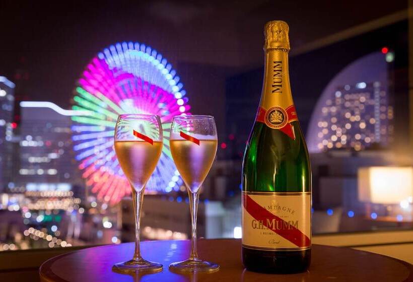 デラックスルーム, Navios Yokohama