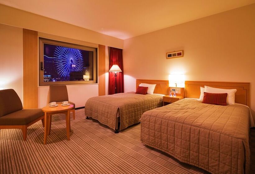 デラックスルーム, Navios Yokohama