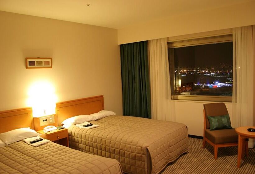 デラックスルーム, Navios Yokohama