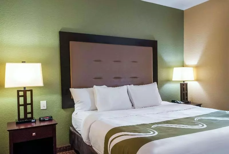 Sviitti King-vuode, Quality Inn & Suites Slidell