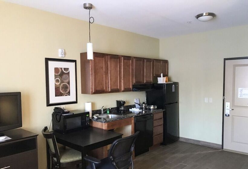 스위트, Suburban Studios Cedar Falls