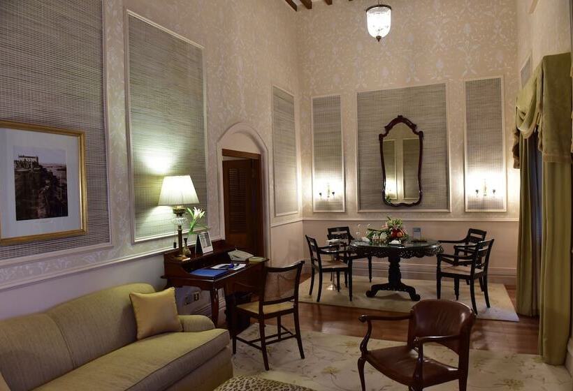 Королевский Люкс, Taj Falaknuma Palace