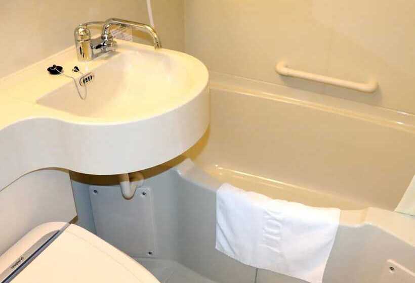 חדר אקונומי יחיד, Toyoko Inn Hakata-guchi Ekimae