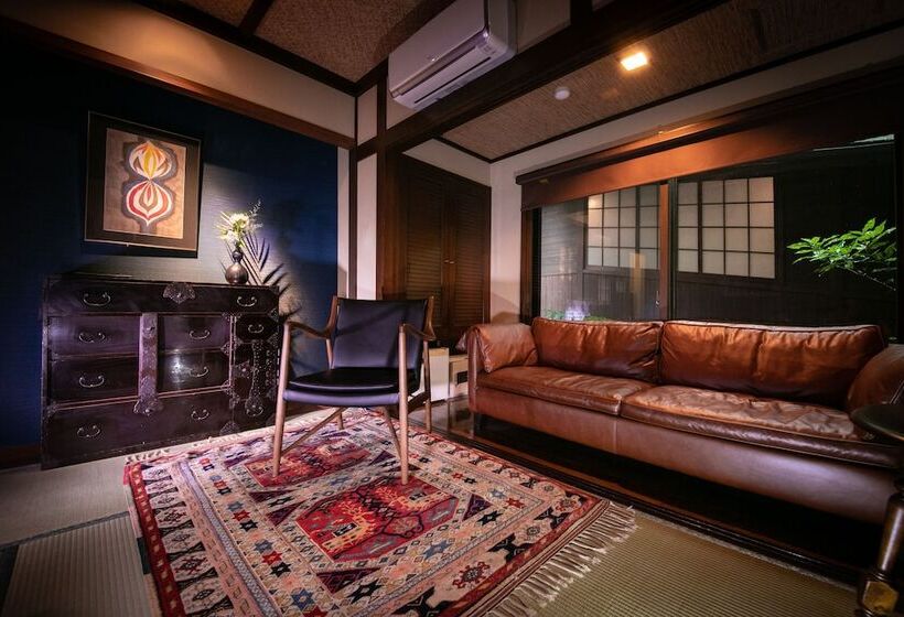 غرفة قياسية, Yufunogo Saigakukan