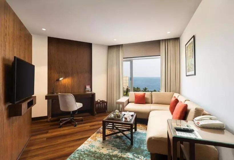 デラックススイート, Welcomhotel By Itc Hotels, Devee Grand Bay, Visakhapatnam