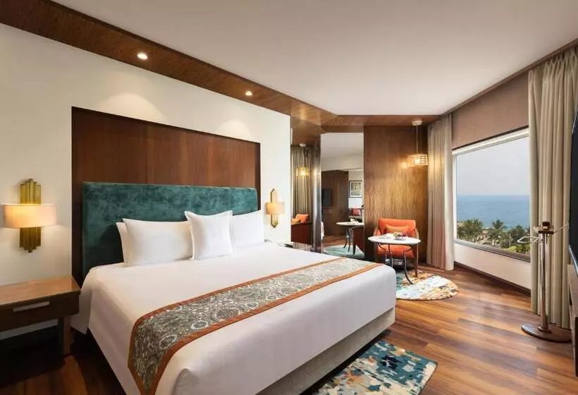 デラックススイート, Welcomhotel By Itc Hotels, Devee Grand Bay, Visakhapatnam
