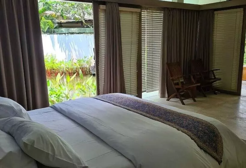景色の見えるダブルベッドスタンダードルーム, Ayurvedagram Bali