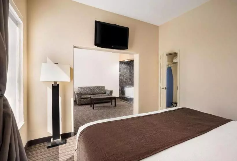 キングサイズベッドのスイートルーム, Best Western Houma Inn