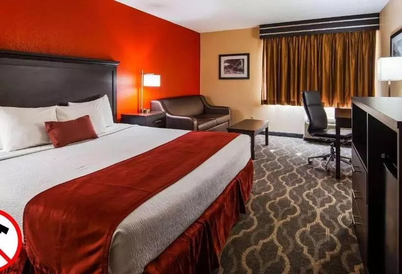 キングサイズベッドのデラックスルーム, Best Western Inn At Blakeslee Pocono
