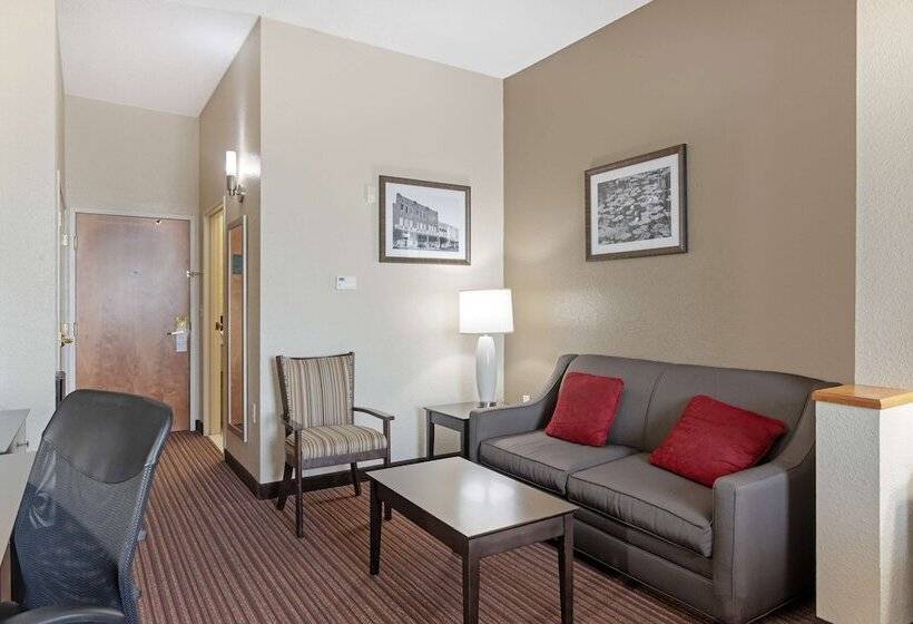 Люкс, Best Western Plus Bradbury Inn And Suites