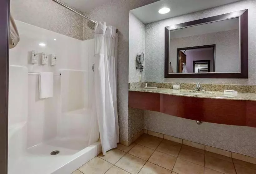 キングサイズベッドのスイートルーム, Best Western Premier Bridgewood Hotel Resort