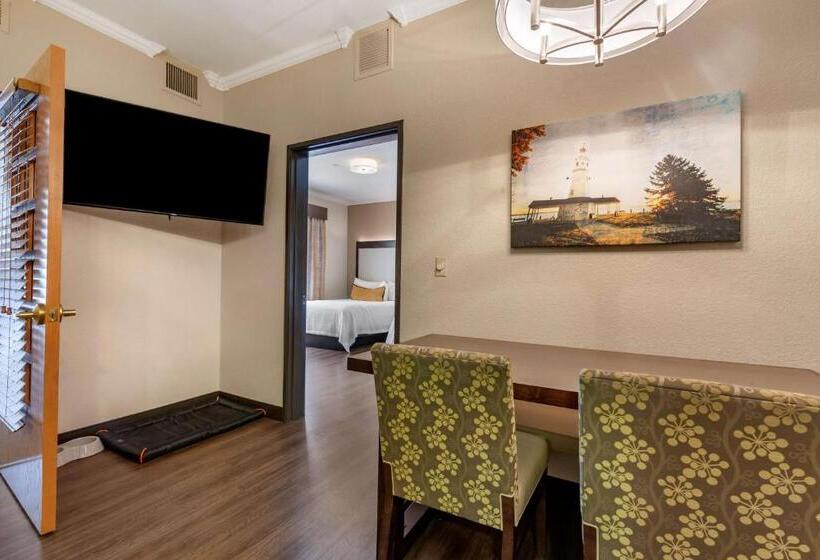 جناح غرفتين نوم, Best Western Premier Bridgewood Hotel Resort