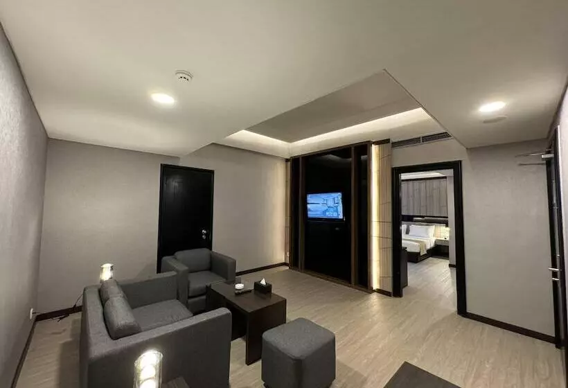 سوییت اجرایی, Grand Jatra Hotel Pekanbaru