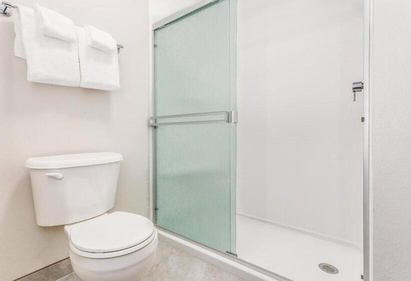 Люкс, Holiday Inn Express Hotel & Suites Eau Claire North, An Ihg