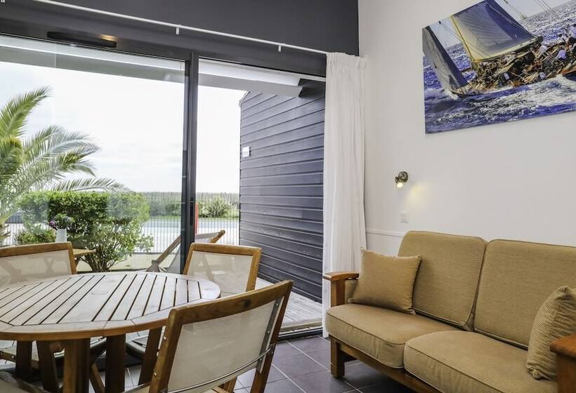 غرفة قياسية, Les Vignes De La Chapelle, The Originals Relais