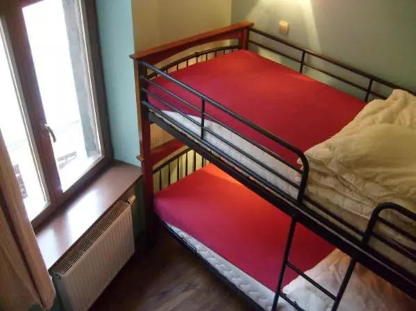اتاق استاندارد سه تخته با سرویس بهداشتی مشترک, Angel Hostel