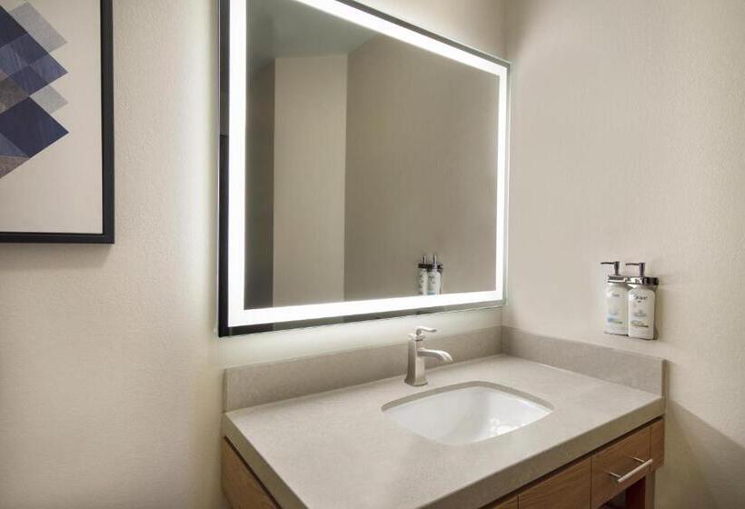 Студия Стандарт, Candlewood Suites Buffalo Amherst, An Ihg