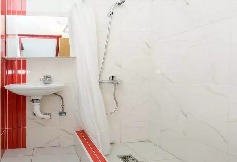 استودیوی استاندارد اینتریور, Kusalo Guesthouse