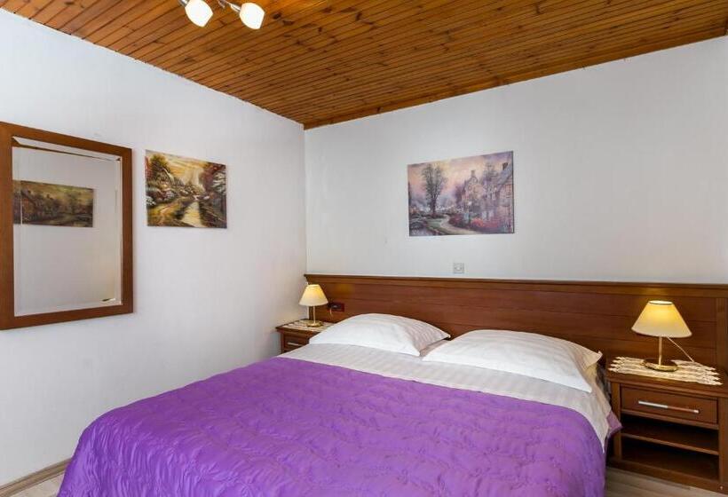 Номер Комфорт, Kusalo Guesthouse