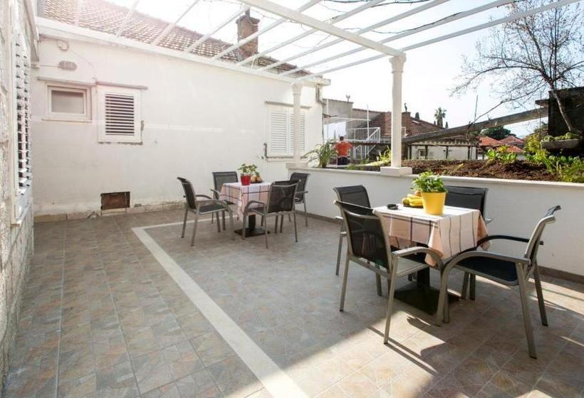 Трехместный Номер Стандарт Interior, Kusalo Guesthouse