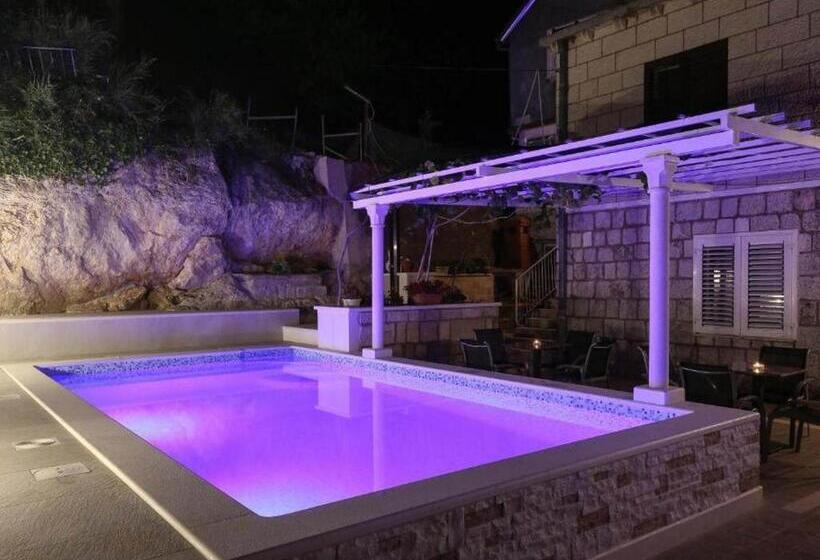 Номер Комфорт, Kusalo Guesthouse