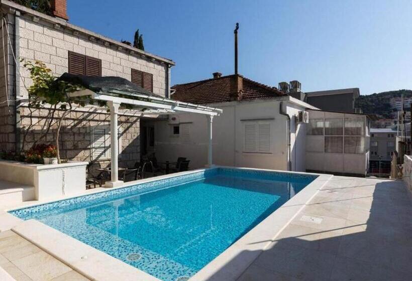 Трехместный Номер Стандарт Interior, Kusalo Guesthouse