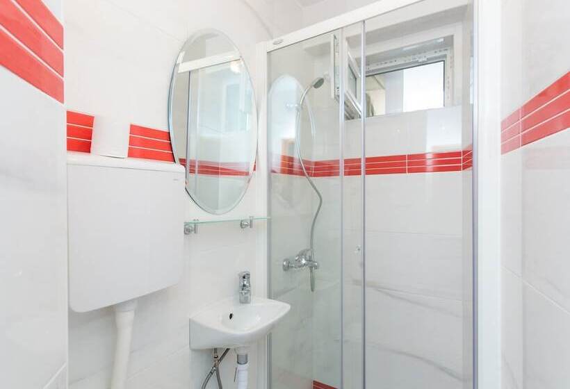 اتاق استاندارد اینتریور, Kusalo Guesthouse