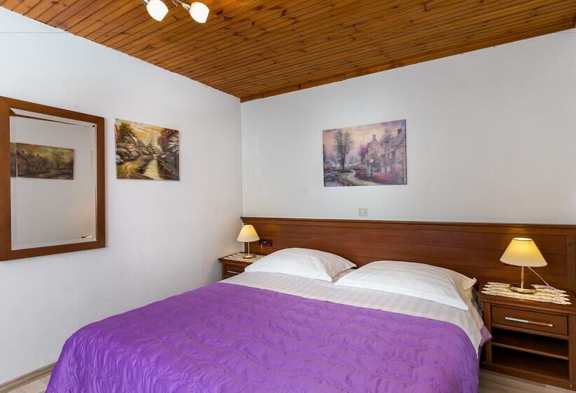 Номер Комфорт, Kusalo Guesthouse