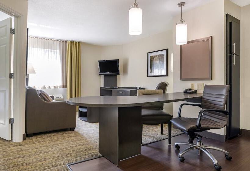 스위트, Candlewood Suites Alabaster, An Ihg