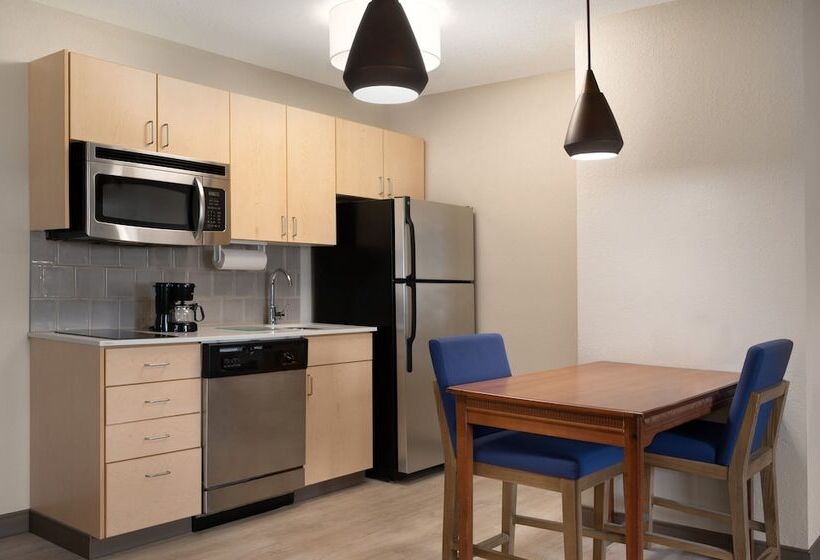 Люкс Адаптированный для Инвалидов, Candlewood Suites Watertown Fort Drum, An Ihg