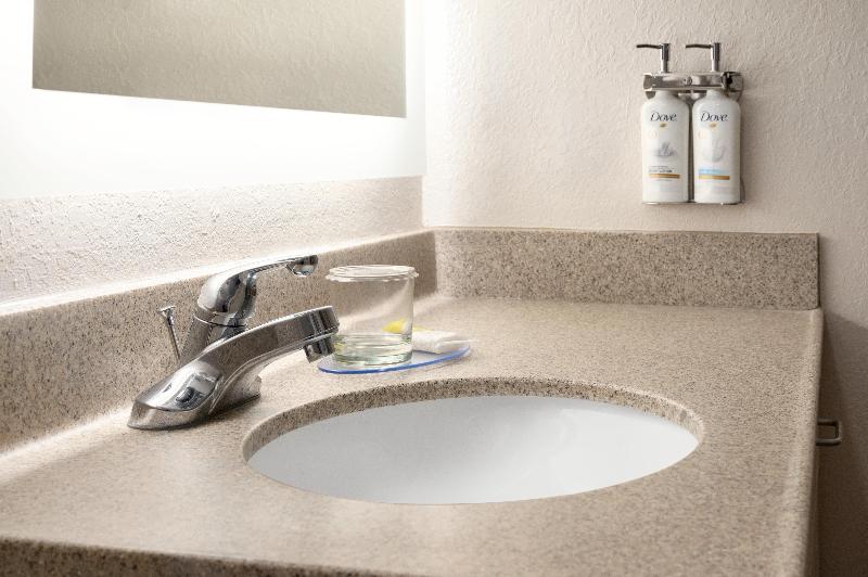 إستوديو قياسى, Candlewood Suites Watertown Fort Drum, An Ihg